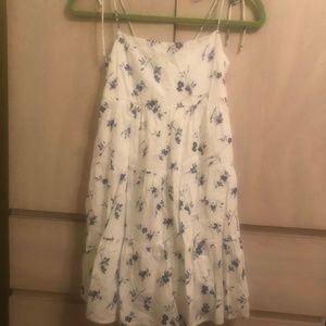 Spring Whites Sale! New Abercrombie and Fitch White & Blue Floral Dress